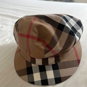 Burberry hat